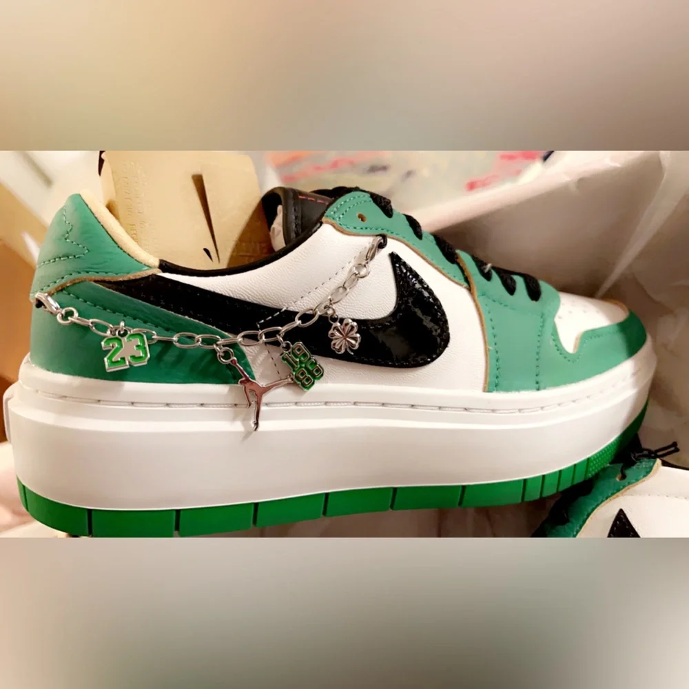 Nike Air Jordan 1 low - Picture 4 of 11